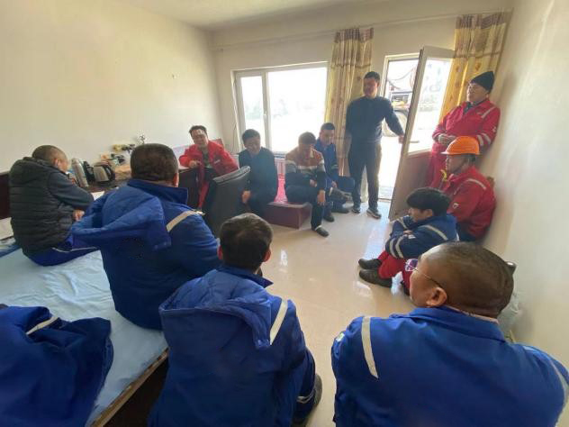 施工前培訓(xùn).jpg 施工前培訓(xùn).jpg